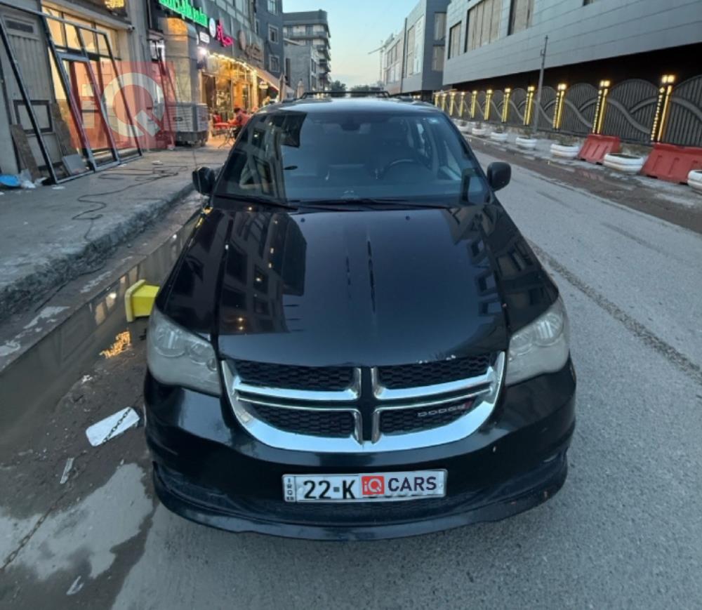 دودج جراند كارافان